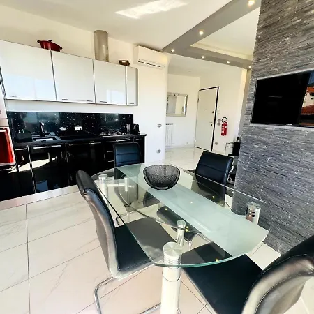 Angelique - Apartman San Remo